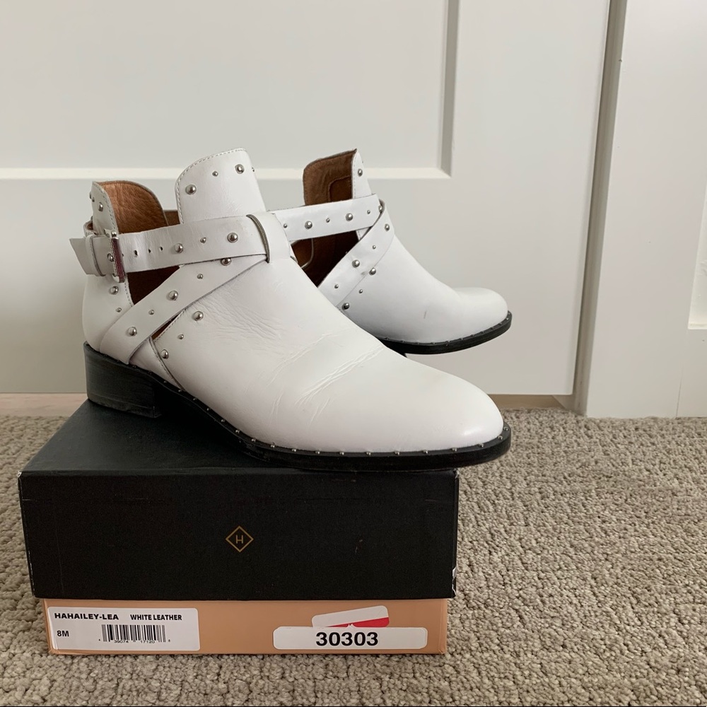 Halogen Hailey Studded Leather Bootie - Sz: 8